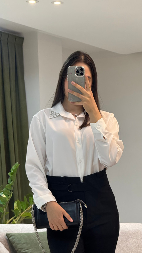 خرید شومیز مناسب زیر کت و پالتو